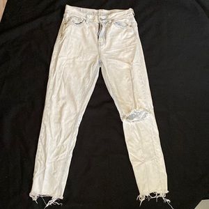 American eagle jeans!